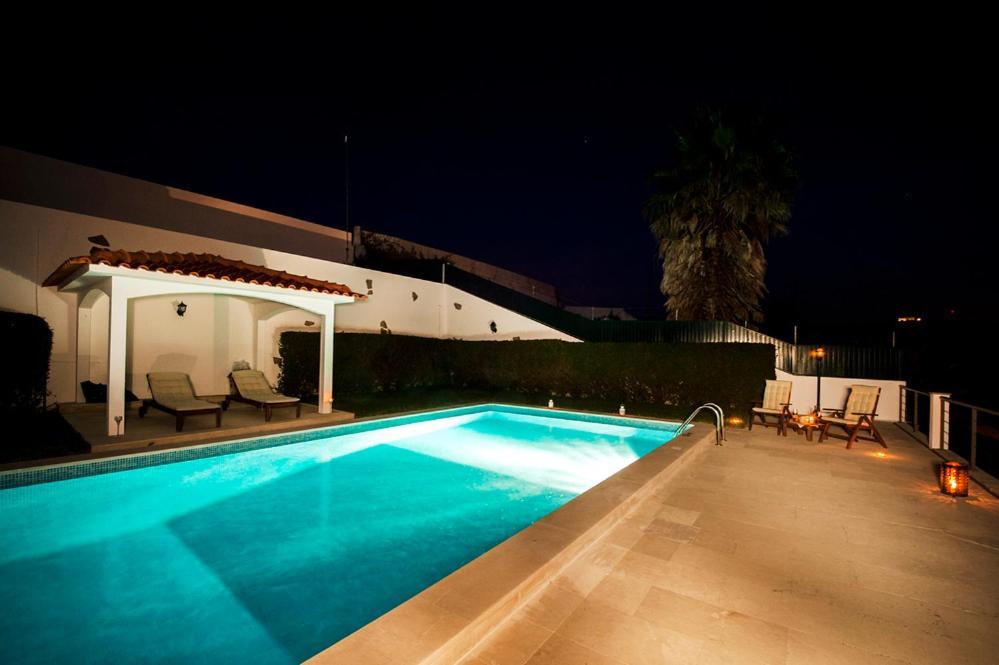 Beachouse - Surf, Bed & Breakfast Ericeira Esterno foto