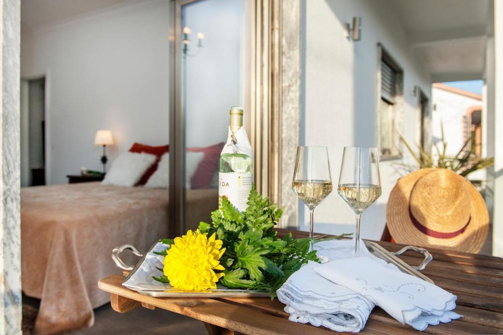 Beachouse - Surf, Bed & Breakfast Ericeira Esterno foto