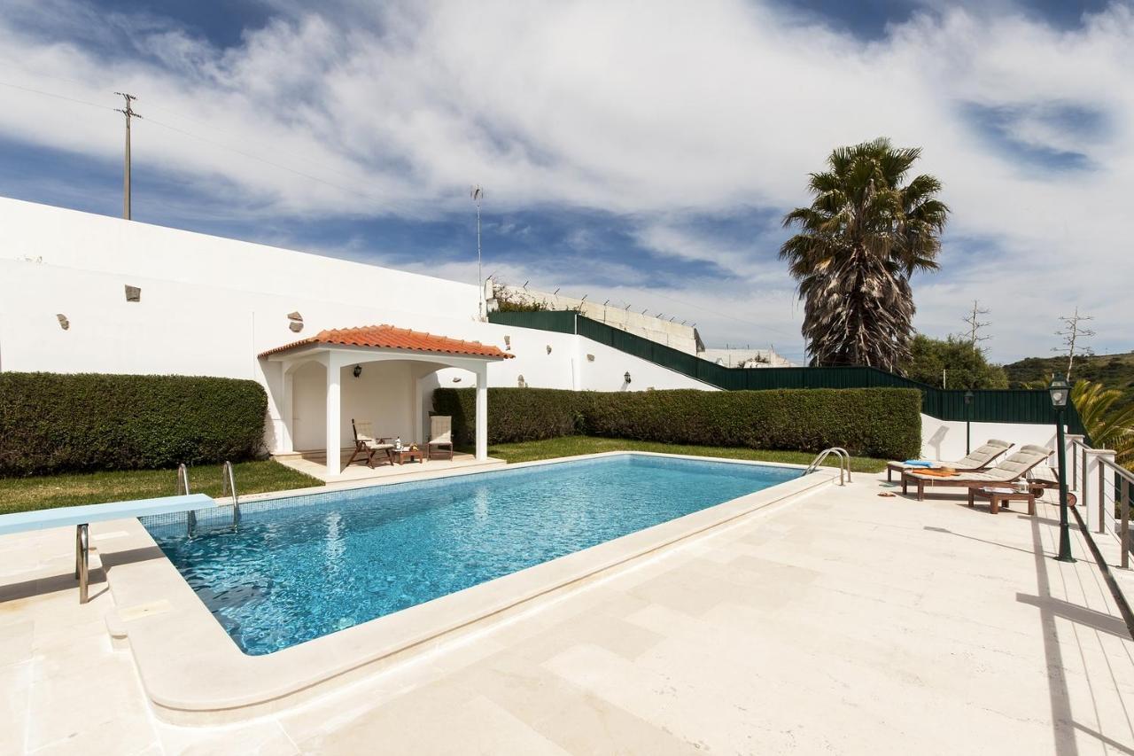 Beachouse - Surf, Bed & Breakfast Ericeira Esterno foto