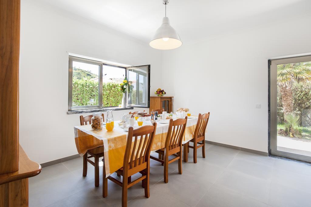 Beachouse - Surf, Bed & Breakfast Ericeira Esterno foto